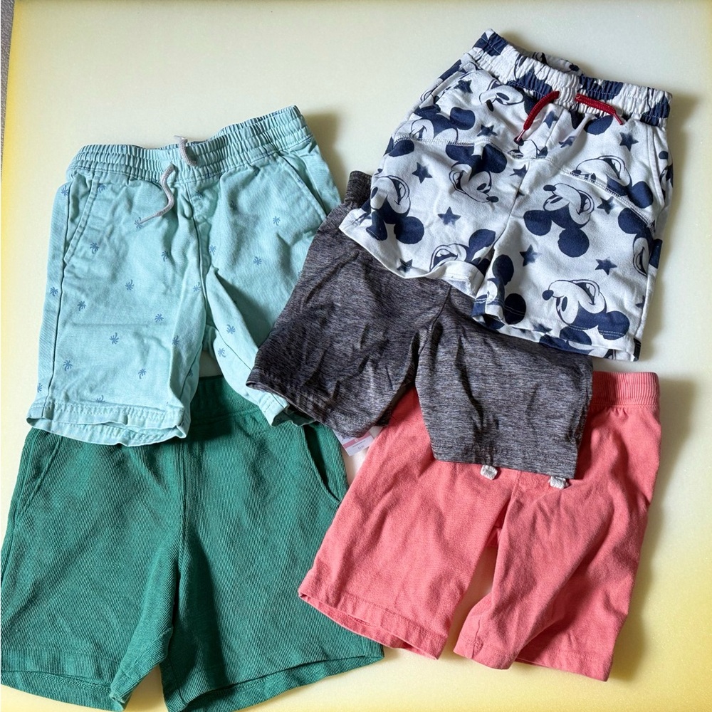 Boys 5t summer shorts bundle.